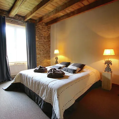 In With Garden, Cleaning Included Holiday home