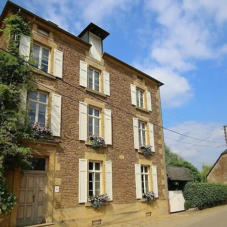 Rustic Charm, Modern Comfort, Cleaning Included