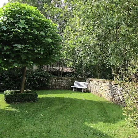 Rustic Charm, Modern Comfort, Cleaning Included Holiday home *
